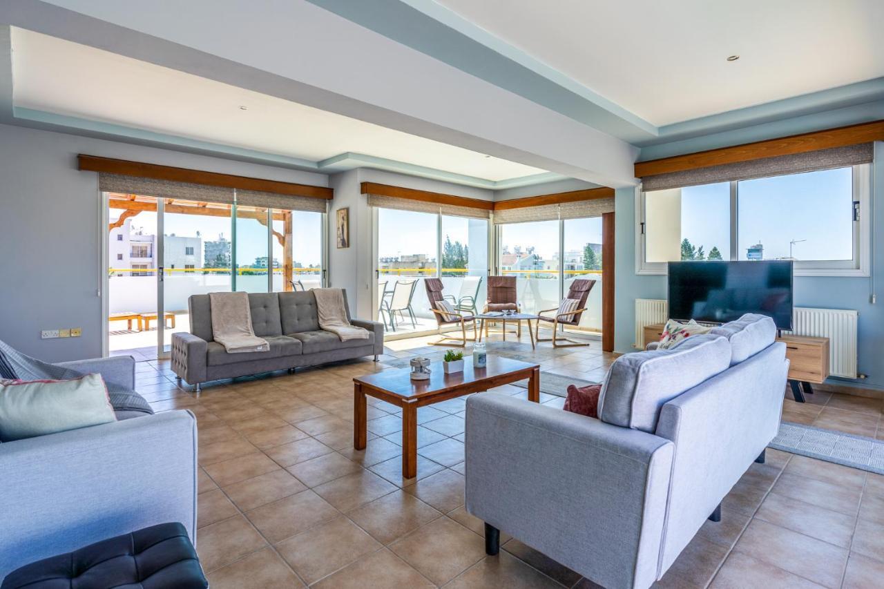 דירה Melograno 3-br W/ Terrace In *